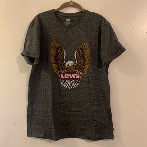 Levi’s eagle T shirt medium